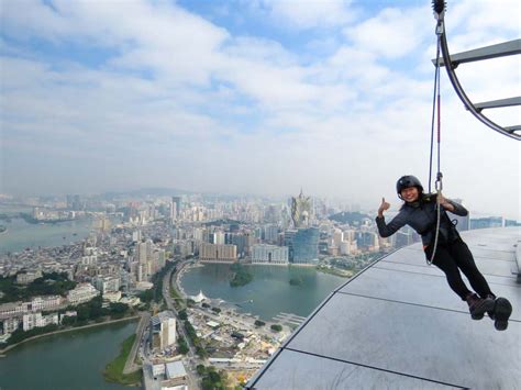 澳甤美景挑畔之旅：澳門塔蹦極體驗瞬間的挑戰者叩門秘密探秘！